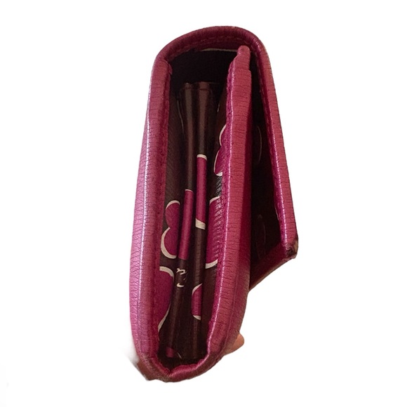 Gucci Takeru Lovely Hearts Heart Interlocking GG Gold Logo Continental W… - Picture 6 of 14